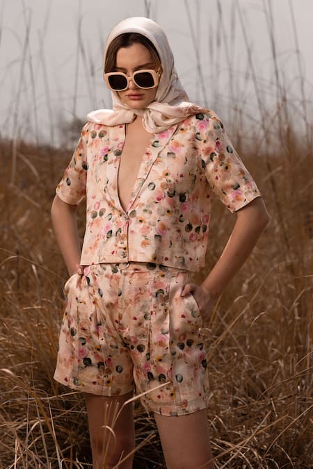 AFRIYA Pink Linen, Satin Whispering Pastels Blazer And Shorts Co-ord Set at Aza Fashions AFRIYA_Pink Linen, Satin Whispering Pastels Blazer And Shorts Co-ord Set _at_Aza_Fashions