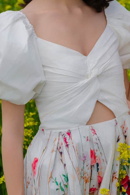AFRIYA_White Poplin, Lycra Sweetheart Neck Flower Meadow Short Dress _Online_at_Aza_Fashions