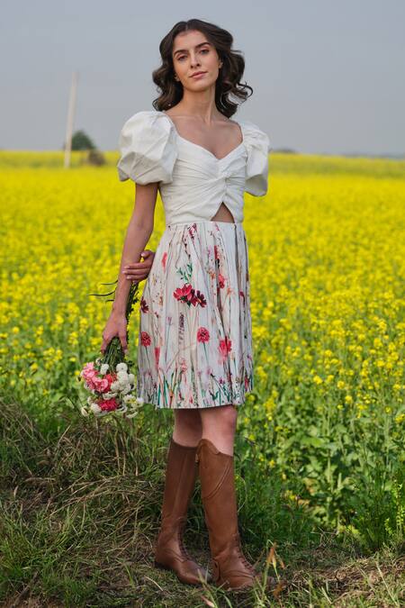 Buy_AFRIYA_White Poplin, Lycra Sweetheart Neck Flower Meadow Short Dress 