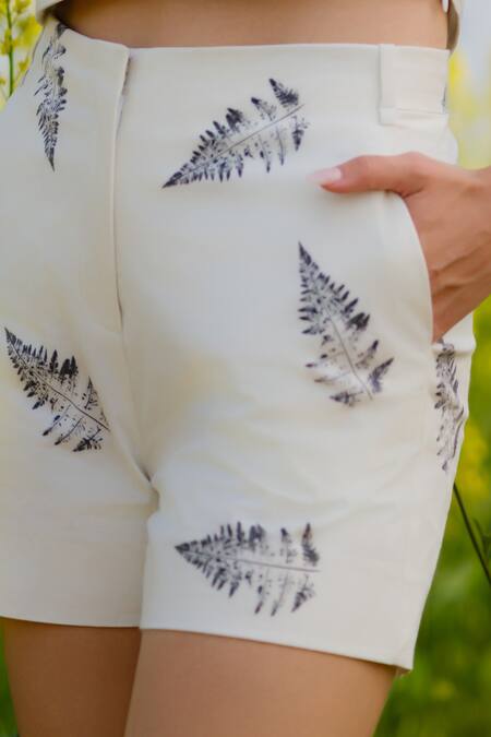 Shop_AFRIYA_White Poplin, Lycra Monochrome Fern Shorts _Online_at_Aza_Fashions