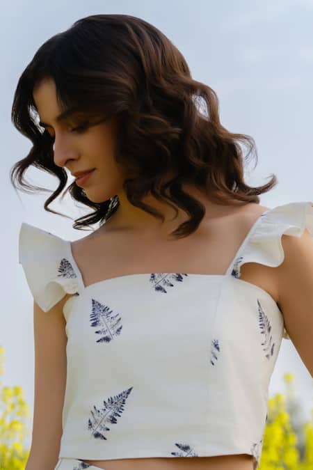 AFRIYA_White Poplin, Lycra Square Neck Monochrome Fern Co-ord Shorts Set _Online_at_Aza_Fashions