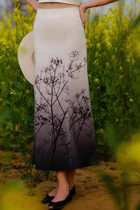AFRIYA_White Poplin, Lycra Monochrome Meadow Skirt _Online_at_Aza_Fashions