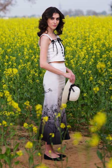 AFRIYA_White Poplin, Lycra Monochrome Meadow Skirt _at_Aza_Fashions