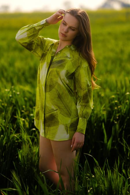 AFRIYA_Green Poplin Collared Ferns Long Shirt _at_Aza_Fashions