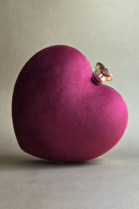 Plode Embellished Heart Clutch With Sling 