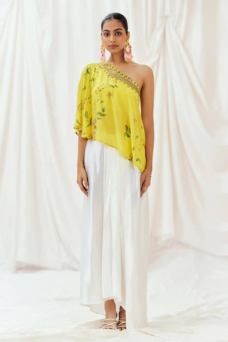 Shop Redpine Designs Yellow Viscose, Modal Sequins Asymmetric, One Printed Top Draped Skirt Set Online at Aza Fashions Shop_Redpine Designs_Yellow Viscose, Modal Sequins Asymmetric, One Printed Top Draped Skirt Set _Online_at_Aza_Fashions