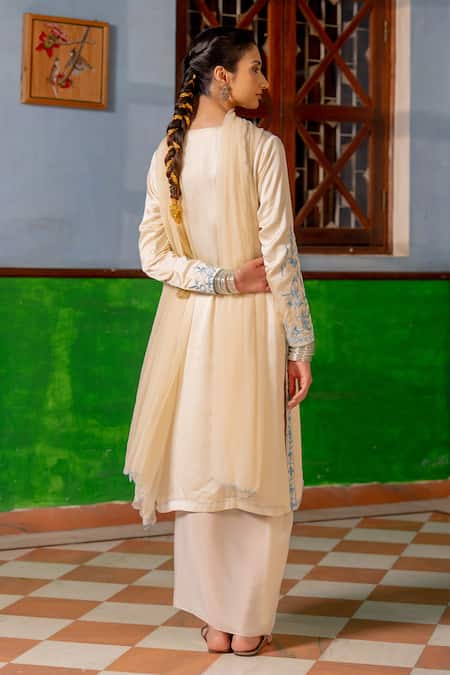 Nafs Ivory Kurta Set With Draped Skirt 