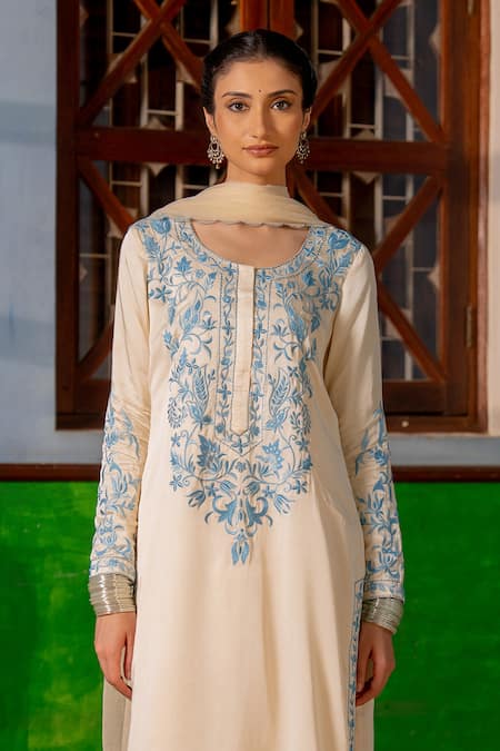 Nafs_Ivory Bemberg, Crepe, Chiffon Embroidery Round Neck Kurta Set With Draped Skirt _Online_at_Aza_Fashions