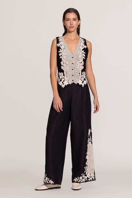 RANNA GILL Black Viscose Embroidery Khloe Pant 