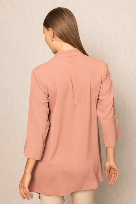 Shop RANNA GILL Peach Crepe Embroidery V-neck Mahi Blouse at Aza Fashions Shop_RANNA GILL_Peach Crepe Embroidery V-neck Mahi Blouse_at_Aza_Fashions