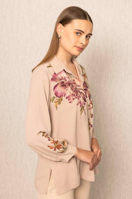 RANNA GILL Beige Georgette Embroidery Collared Bruna Blouse Online at Aza Fashions RANNA GILL_Beige Georgette Embroidery Collared Bruna Blouse_Online_at_Aza_Fashions