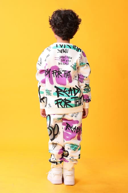 Anthrilo Text Pattern Sweatshirt & Joggers Set 