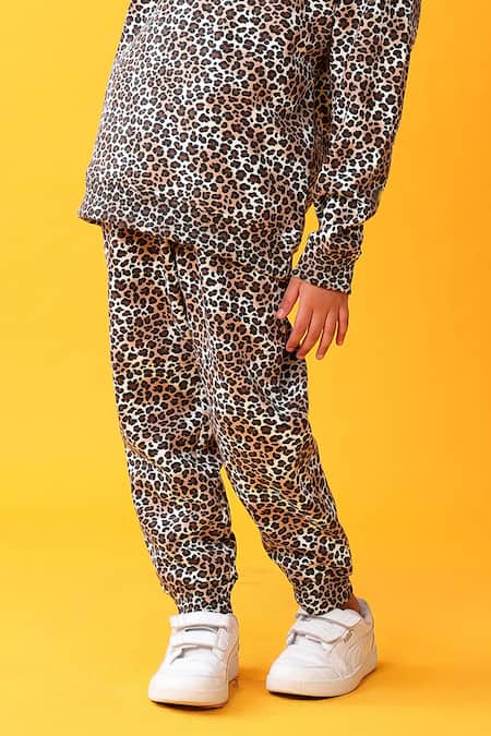 Buy_Anthrilo_Brown Fleece Leopard Pattern Sweatshirt And Joggers Set_Online_at_Aza_Fashions