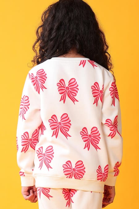 Shop_Anthrilo_White Fleece Bow Pattern Sweatshirt And Joggers Set