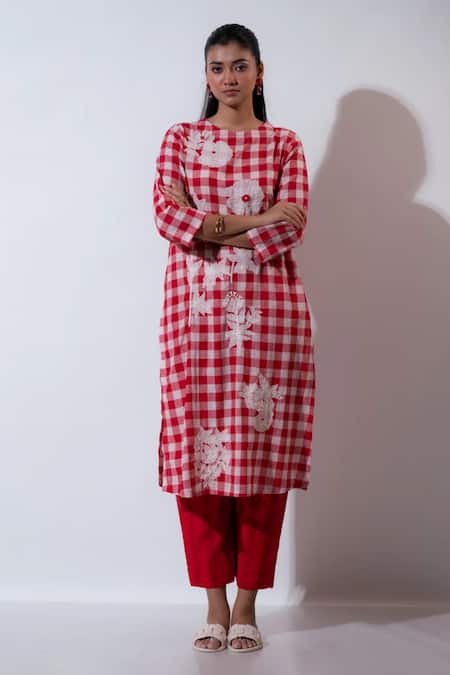 Vaani Beswal Red Applique, Embroidery Round Neck Fable Chequered Kurta Set 