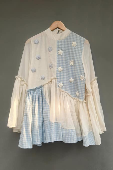 Vaani Beswal_Blue Applique Round Neck Spy Handwoven Cotton Top _Online_at_Aza_Fashions