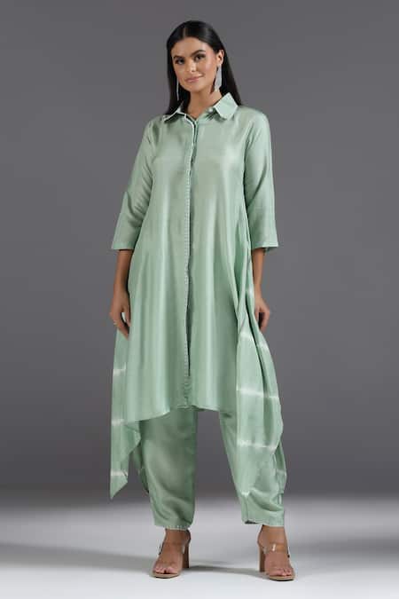 Two Sisters By Gyans Green Silk Collared Asymmetric Kurta With Pant