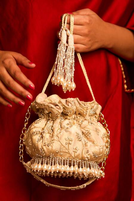 Shop 5elements Off White Embroidery, Beads Kashvi Potli Online at Aza Fashions Shop_5elements_Off White Embroidery, Beads Kashvi Potli _Online_at_Aza_Fashions