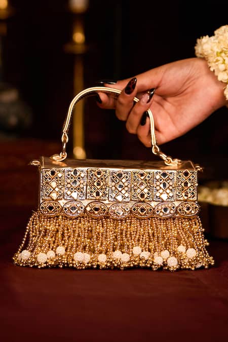 5elements Hritvi Embroidered Clutch