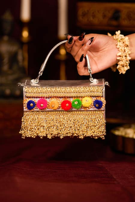 5elements Aadvika Embroidered Clutch