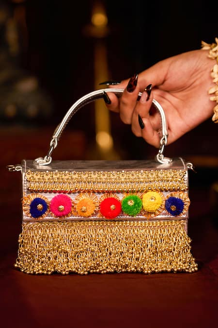 5elements Aadvika Embroidered Clutch