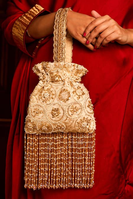 5elements Mishita Embroidered Potli Bag