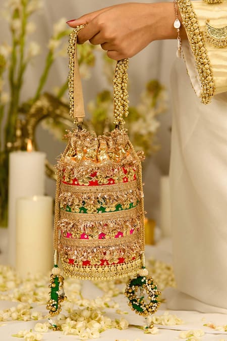 5elements Aaira Embroidered Potli