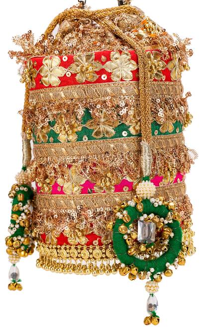 Shop 5elements Gold Embroidery, Sequins, Beads Aaira Potli Shop_5elements_Gold Embroidery, Sequins, Beads Aaira Potli