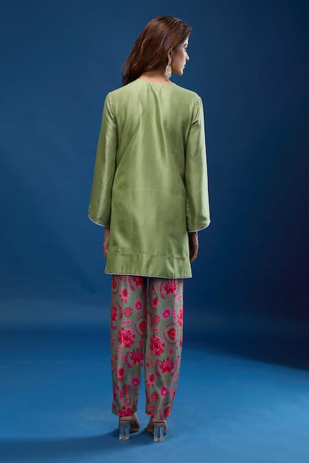 Shop Archana Shah Green Cotton Tassels, Embroidery Round Moon Yoke Kurta Suzani Printed Pant Set at Aza Fashions Shop_Archana Shah_Green Cotton Tassels, Embroidery Round Moon Yoke Kurta Suzani Printed Pant Set _at_Aza_Fashions
