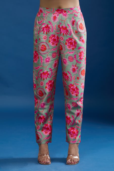 Archana Shah Green Cotton Tassels, Embroidery Round Moon Yoke Kurta Suzani Printed Pant Set at Aza Fashions Archana Shah_Green Cotton Tassels, Embroidery Round Moon Yoke Kurta Suzani Printed Pant Set _at_Aza_Fashions