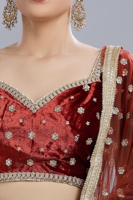 Shop Lashkaraa Red Velvet Sequins, Embroidery, Zari Sweetheart Neck Paisley Bloom Lehenga Set Online at Aza Fashions Shop_Lashkaraa_Red Velvet Sequins, Embroidery, Zari Sweetheart Neck Paisley Bloom Lehenga Set _Online_at_Aza_Fashions