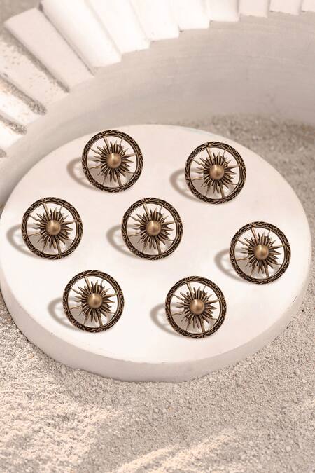 Cosa Nostraa_Gold Divine Orbit Heritage Gift Set _Online_at_Aza_Fashions