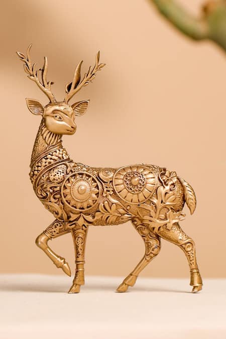 Buy_Cosa Nostraa_Gold Antler Reverie Gift Set _Online_at_Aza_Fashions