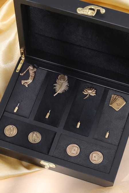 Cosa Nostraa Gold The Maverick Muse Gift Set 