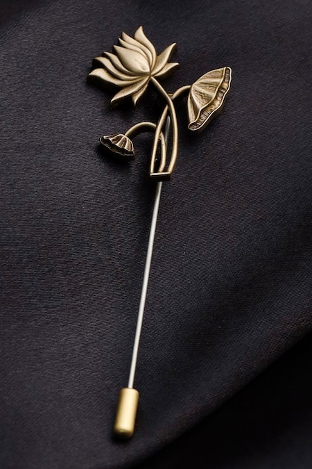 Cosa Nostraa_Gold Elysian Bloom Signature Gift Set _Online_at_Aza_Fashions