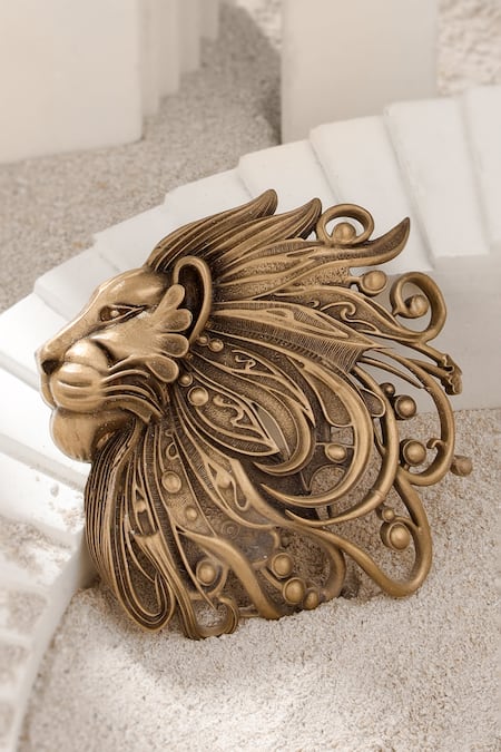 Buy_Cosa Nostraa_Gold Roar Of The Ancients Gift Set _Online_at_Aza_Fashions