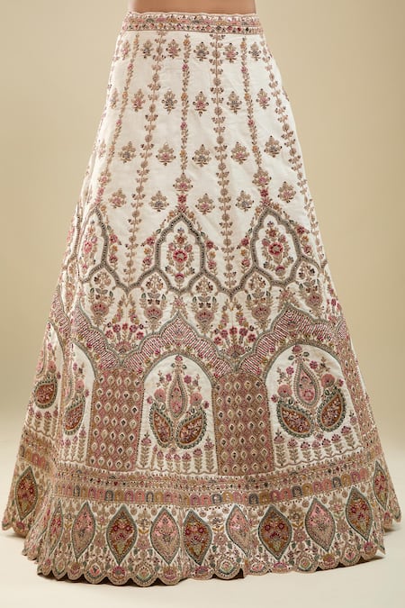 Buy Samyukta Singhania White Silk, Net Embroidery V-neck Geometric Lehenga Set Buy_Samyukta Singhania_White Silk, Net Embroidery V-neck Geometric Lehenga Set