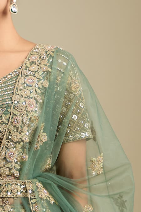 Buy_Samyukta Singhania_Green Net Tassels, Embroidery V-neck Aari Lehenga Set _Online_at_Aza_Fashions