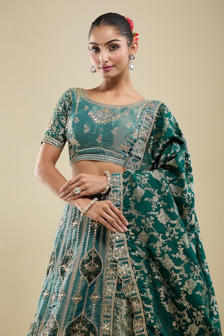 Shop Samyukta Singhania Green Jacquard, Silk Zari, Embroidery Round Neck Leaflet Lehenga Set Online at Aza Fashions Shop_Samyukta Singhania_Green Jacquard, Silk Zari, Embroidery Round Neck Leaflet Lehenga Set _Online_at_Aza_Fashions