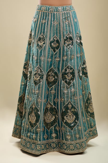 Buy Samyukta Singhania Green Jacquard, Silk Zari, Embroidery Round Neck Leaflet Lehenga Set Buy_Samyukta Singhania_Green Jacquard, Silk Zari, Embroidery Round Neck Leaflet Lehenga Set