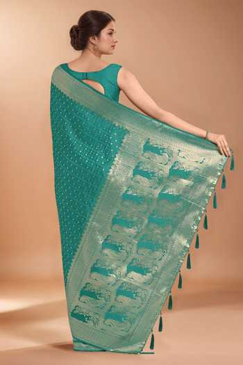 Shop Khwaab By Sanjana Lakhani Green Zari V-neck Woven Banarasi Saree With Blouse at Aza Fashions Shop_Khwaab By Sanjana Lakhani_Green Zari V-neck Woven Banarasi Saree With Blouse _at_Aza_Fashions