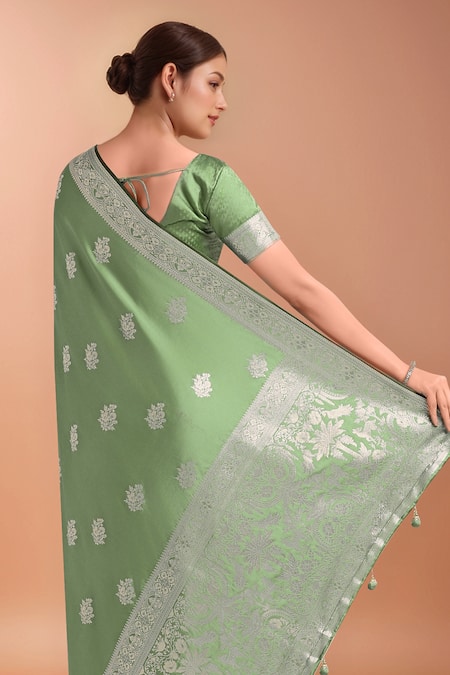 Samyukta Singhania_Green Embroidery, Zari V-neck Woven Banarasi Silk Saree With Blouse _at_Aza_Fashions