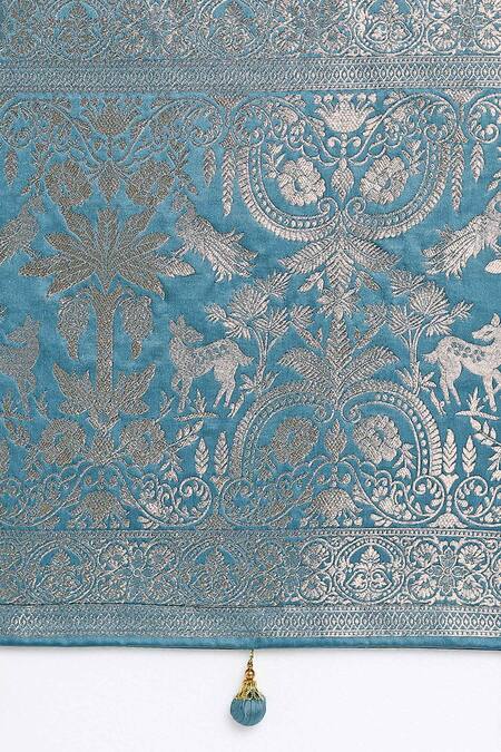 Samyukta Singhania_Blue Zari V-neck Woven Banarasi Silk Saree With Blouse_Online_at_Aza_Fashions