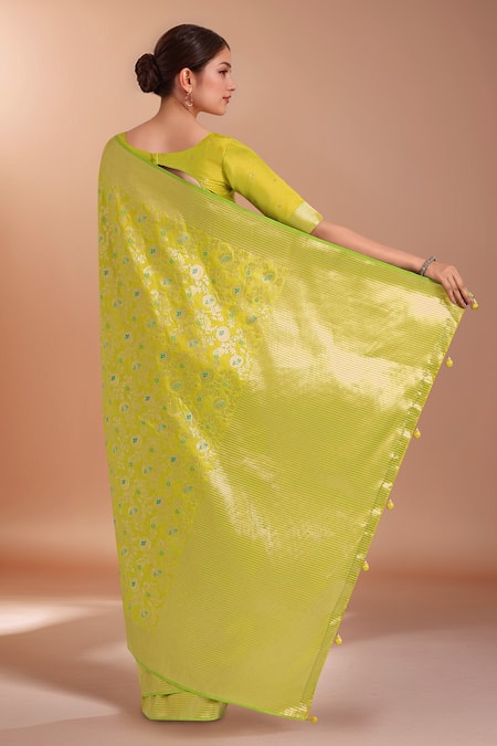 Samyukta Singhania Zari Woven Green Banarasi Silk Saree With Blouse 