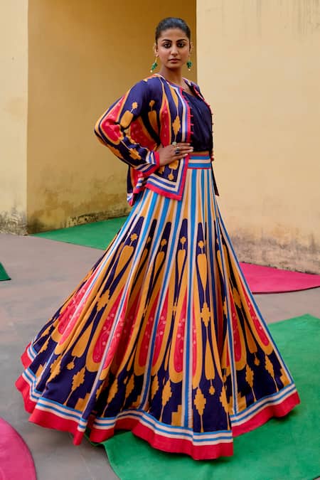Shop Swati Vijaivargie Blue Linen, Satin Round Neck Color Block Jacket Lehenga Set Online at Aza Fashions Shop_Swati Vijaivargie_Blue Linen, Satin Round Neck Color Block Jacket Lehenga Set _Online_at_Aza_Fashions