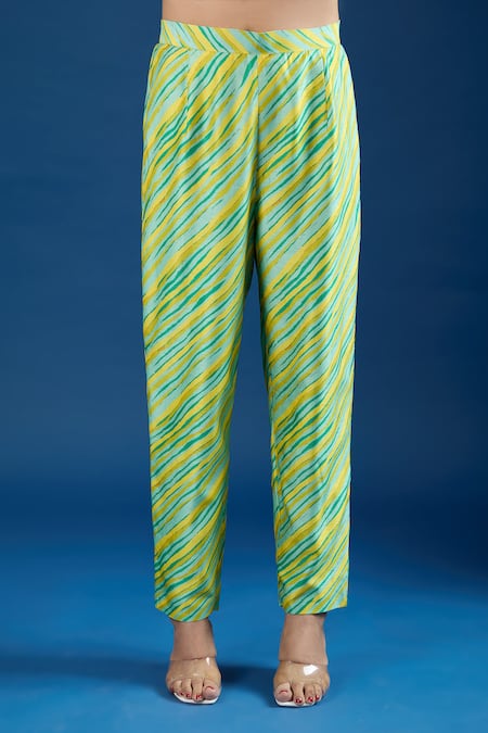 Shop Archana Shah Yellow Silk Embroidery Split V-neck Floral Butta Kurta Set Online at Aza Fashions Shop_Archana Shah_Yellow Silk Embroidery Split V-neck Floral Butta Kurta Set _Online_at_Aza_Fashions