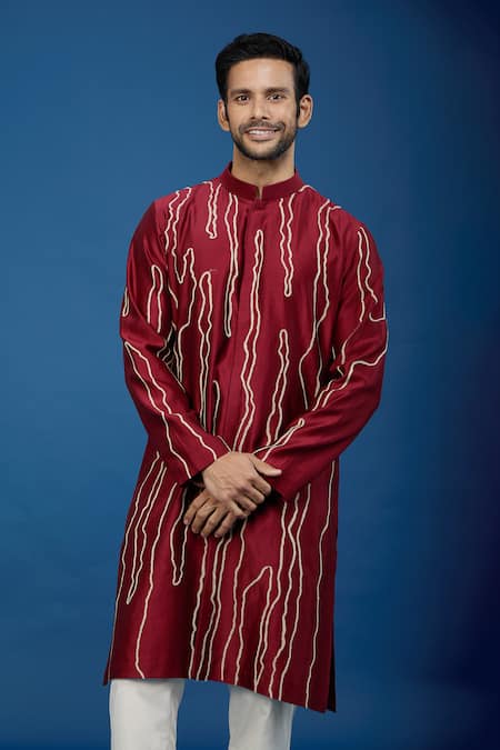 Buy_Countrymade_Maroon Embroidery Abstract Kurta Set_Online_at_Aza_Fashions