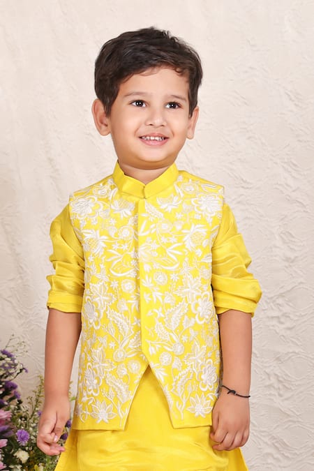 P & S CO Floral Embroidered Bundi Kurta Set 