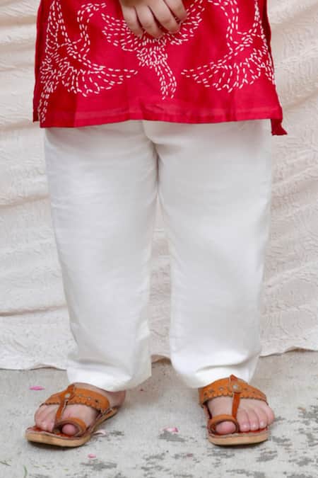 P & S CO Red Chanderi Embroidery Kurta Set Online at Aza Fashions P & S CO_Red Chanderi Embroidery Kurta Set _Online_at_Aza_Fashions