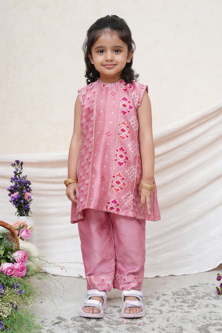 P & S CO Pink Chanderi Gota Patti Printed Kurta Set 